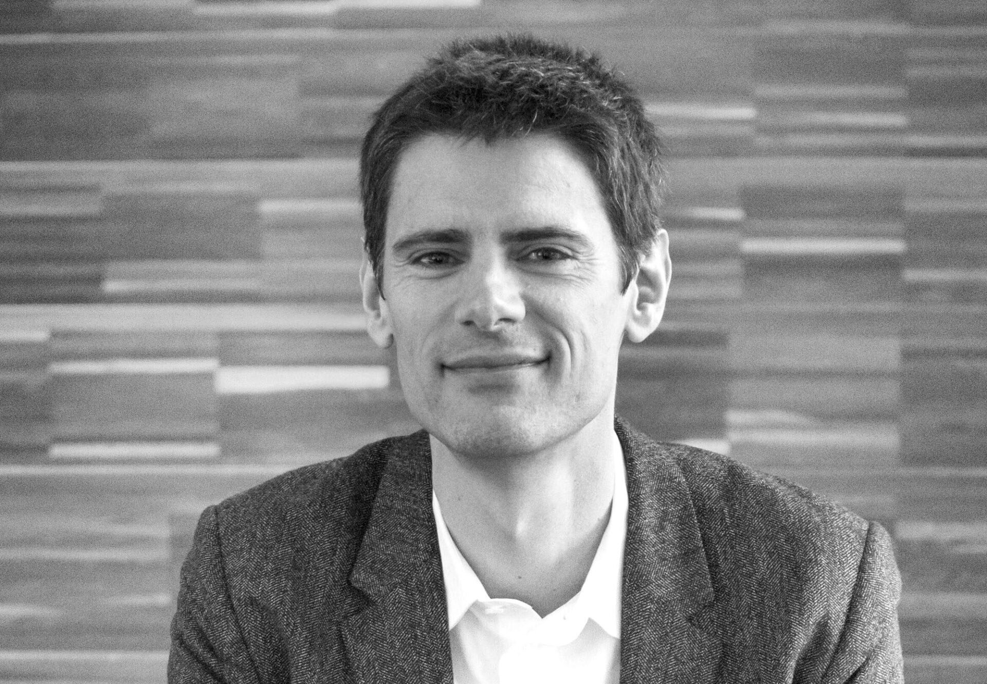 «No podemos confiar en tener una vacuna lista dentro de año y medio»